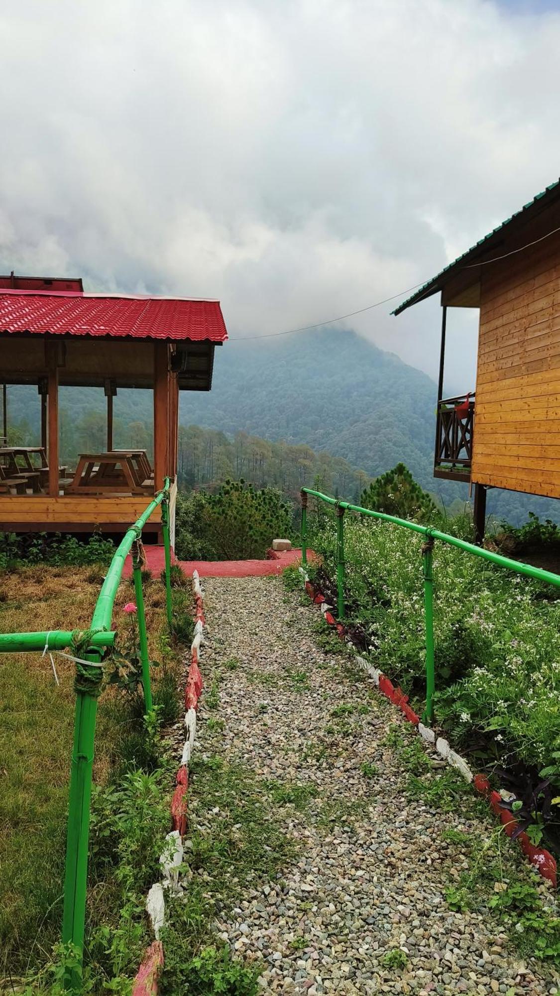 The Sunbird Retreat Resort Nainital Buitenkant foto